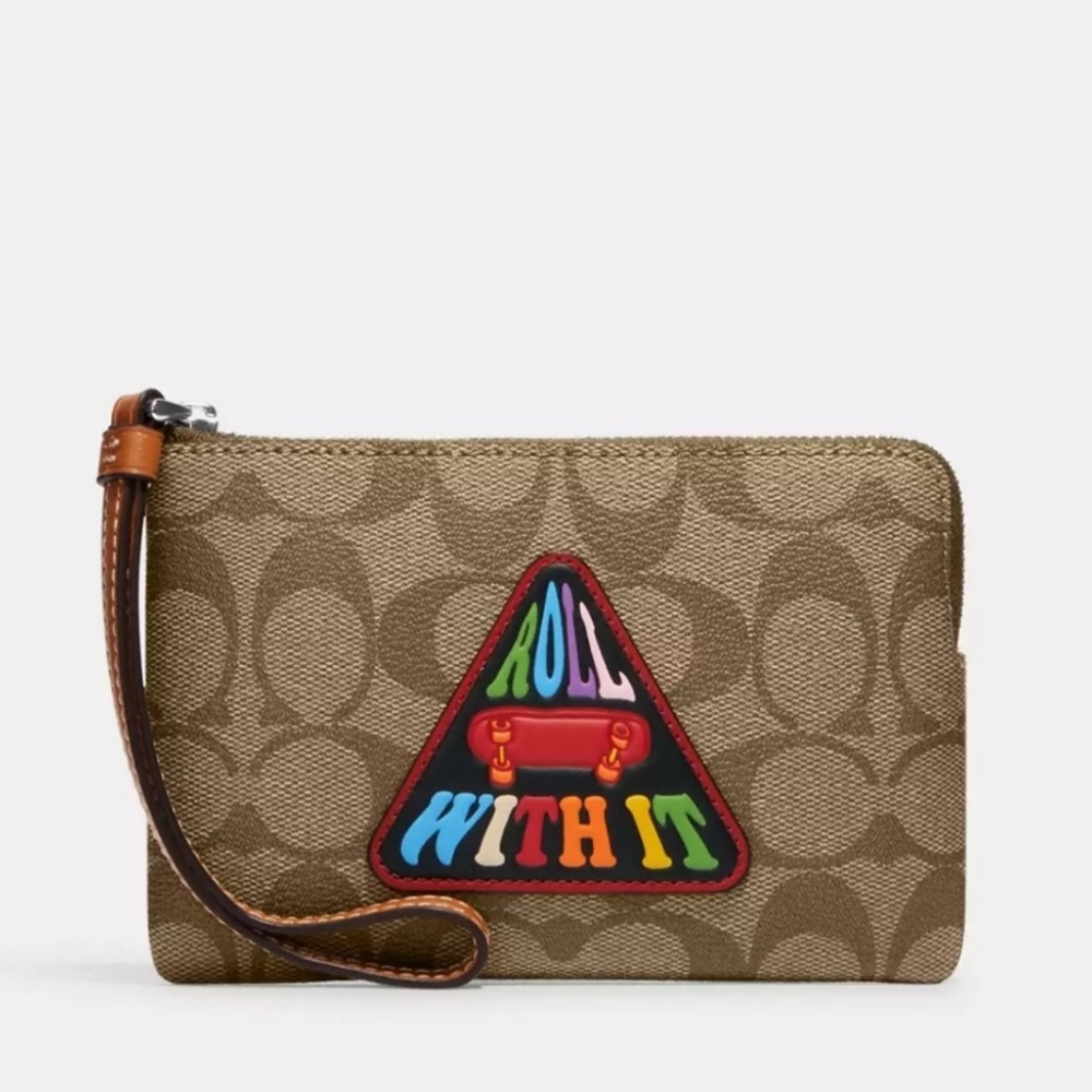 NWT Coach “Roll With It” Wristlet - Picture 4 of 7